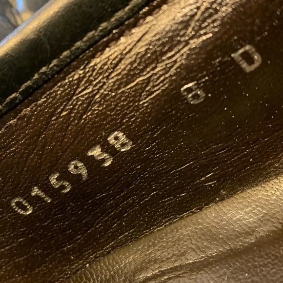Authentic men’s Gucci Loafers - Picture 7 of 8
